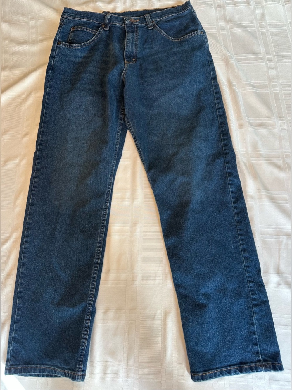 Men’s Wrangler Five Star Relaxed Fit Straight Jeans Size 32 X32
